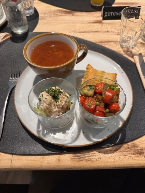 10-jarige bestaan van de leeskring